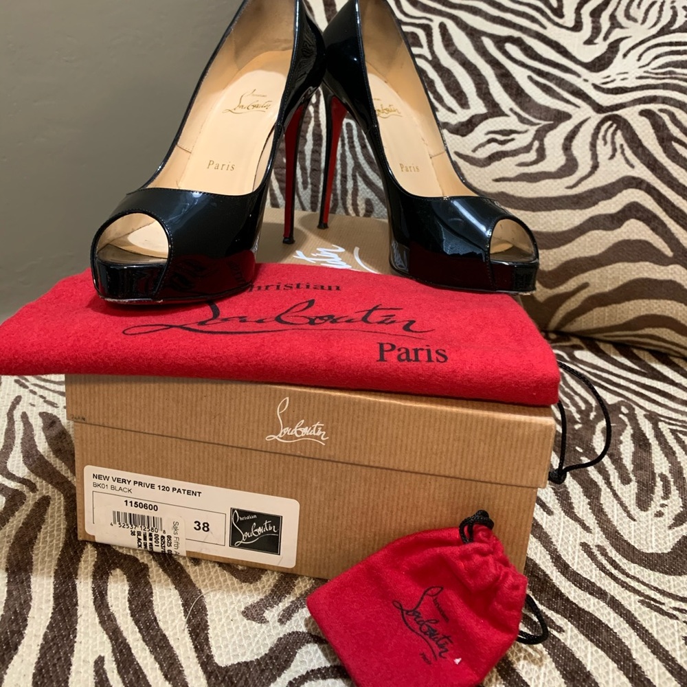 Black New Very Prive 120 Patent Louboutins!